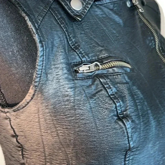 Rock & Republic Women’s Black Imitation Vegan Leather Lined Vest Small - Picture 16 of 16